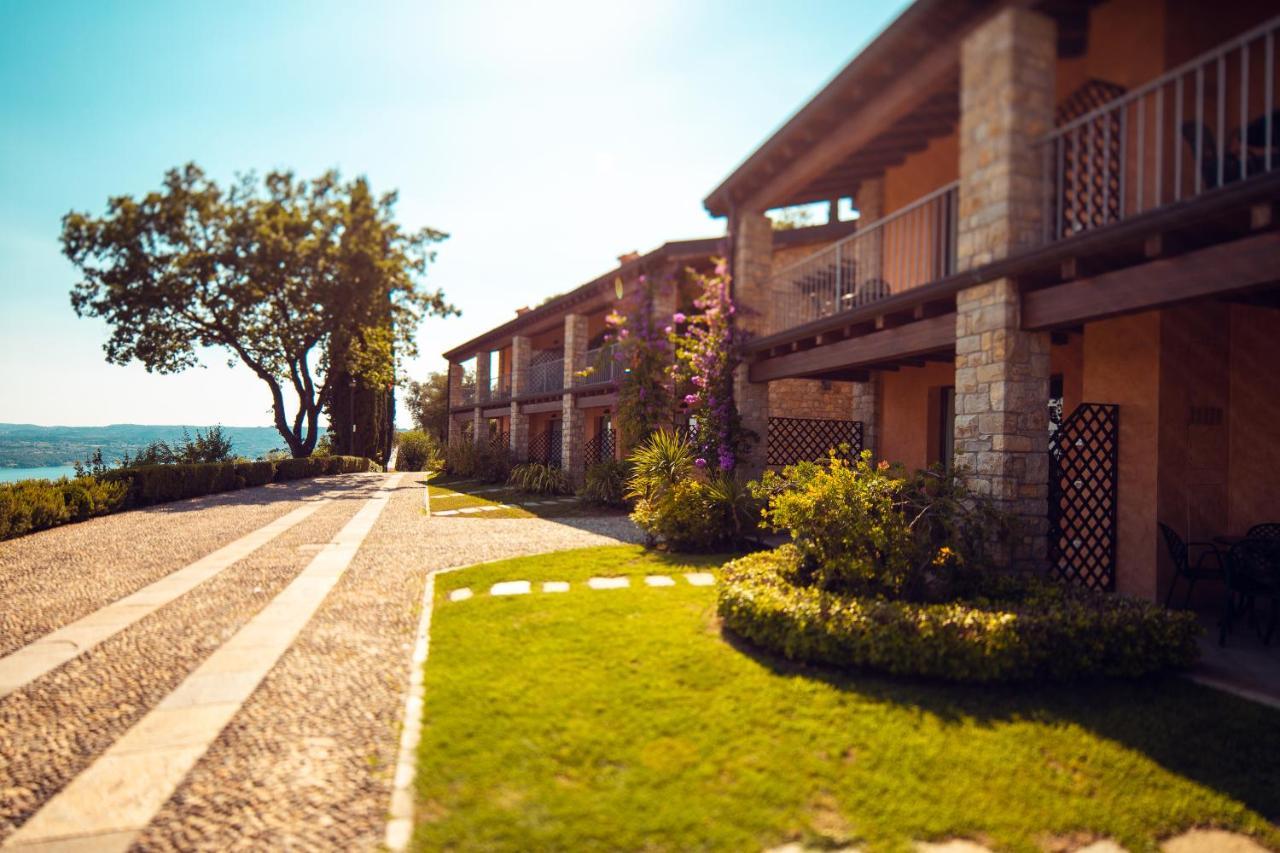 Domina Borgo Degli Ulivi - Garda Lake Gardone Riviera Dış mekan fotoğraf